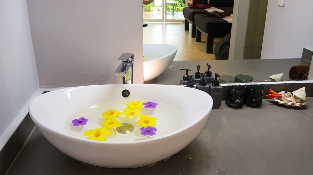 samloem laguna resort