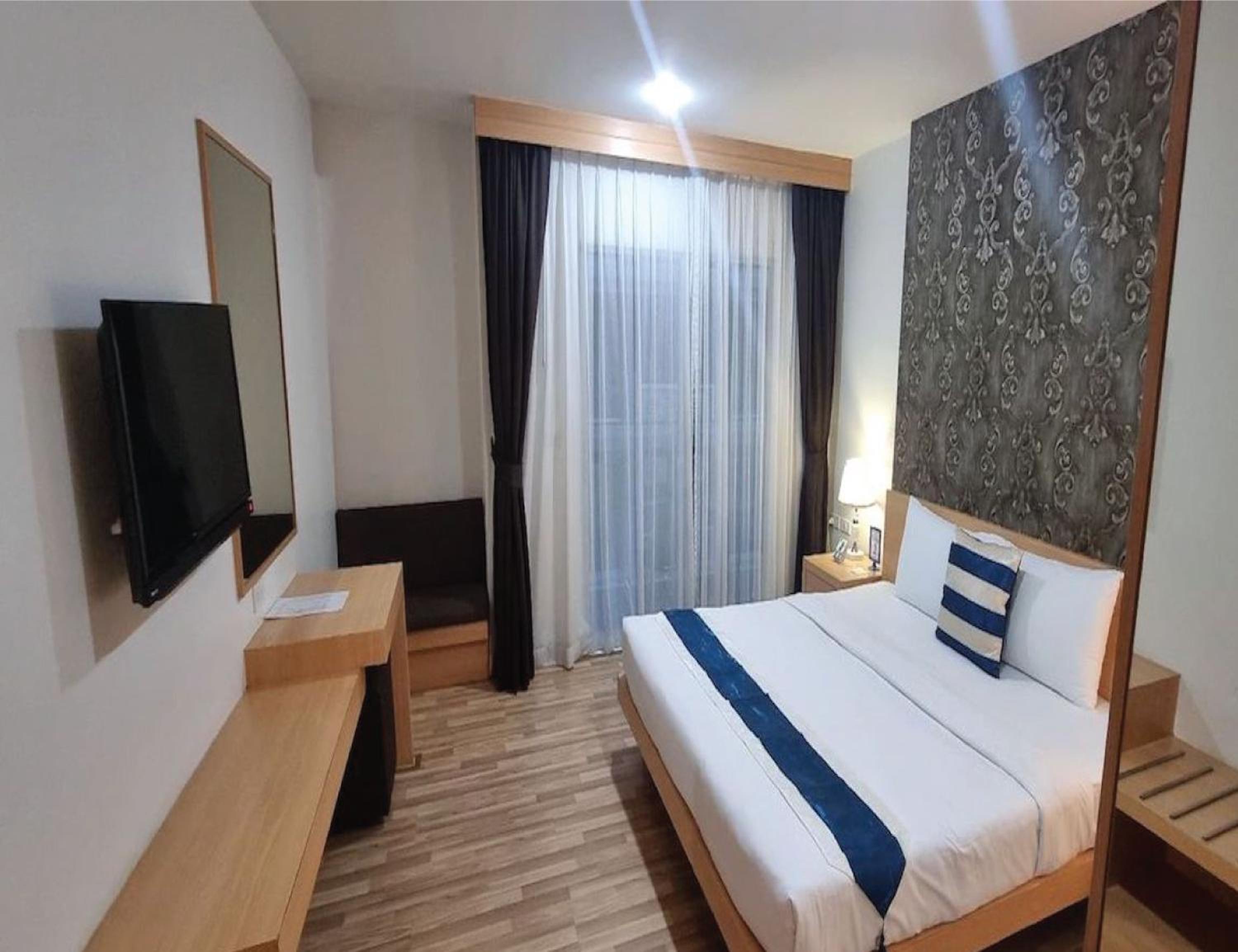 icheck inn central patong