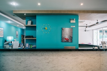 Icheck Inn Central Patong,,3 star