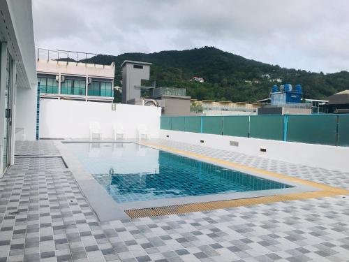 icheck inn central patong