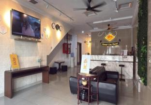 Grand City Hotel Ii,,3 star