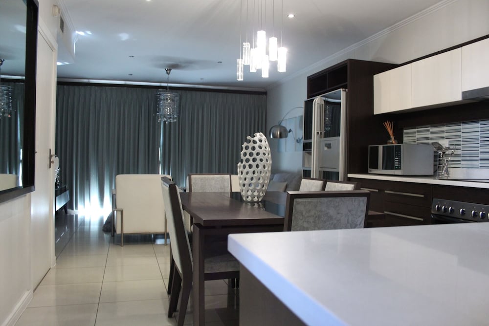 the nicol hotel and apartments