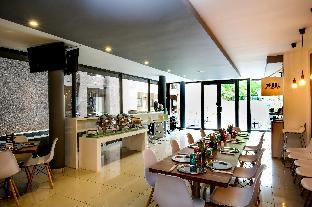 the nicol hotel and apartments