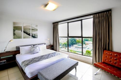 the nicol hotel and apartments