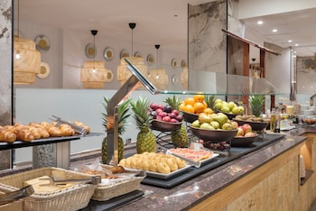 valentin somni hotel and suites