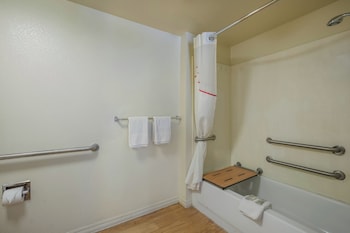 red roof inn atlanta south morrow