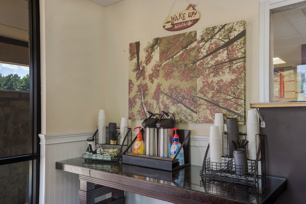 red roof inn atlanta south morrow