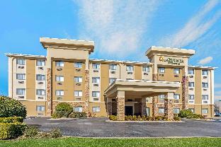 comfort inn and suites east