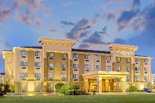 comfort inn and suites east