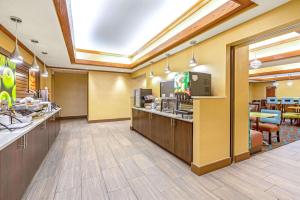 comfort inn and suites east