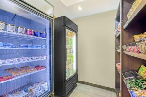 comfort inn and suites east