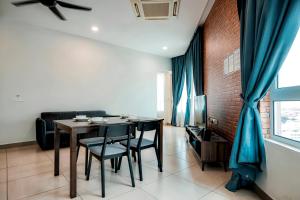 the octagon ipoh