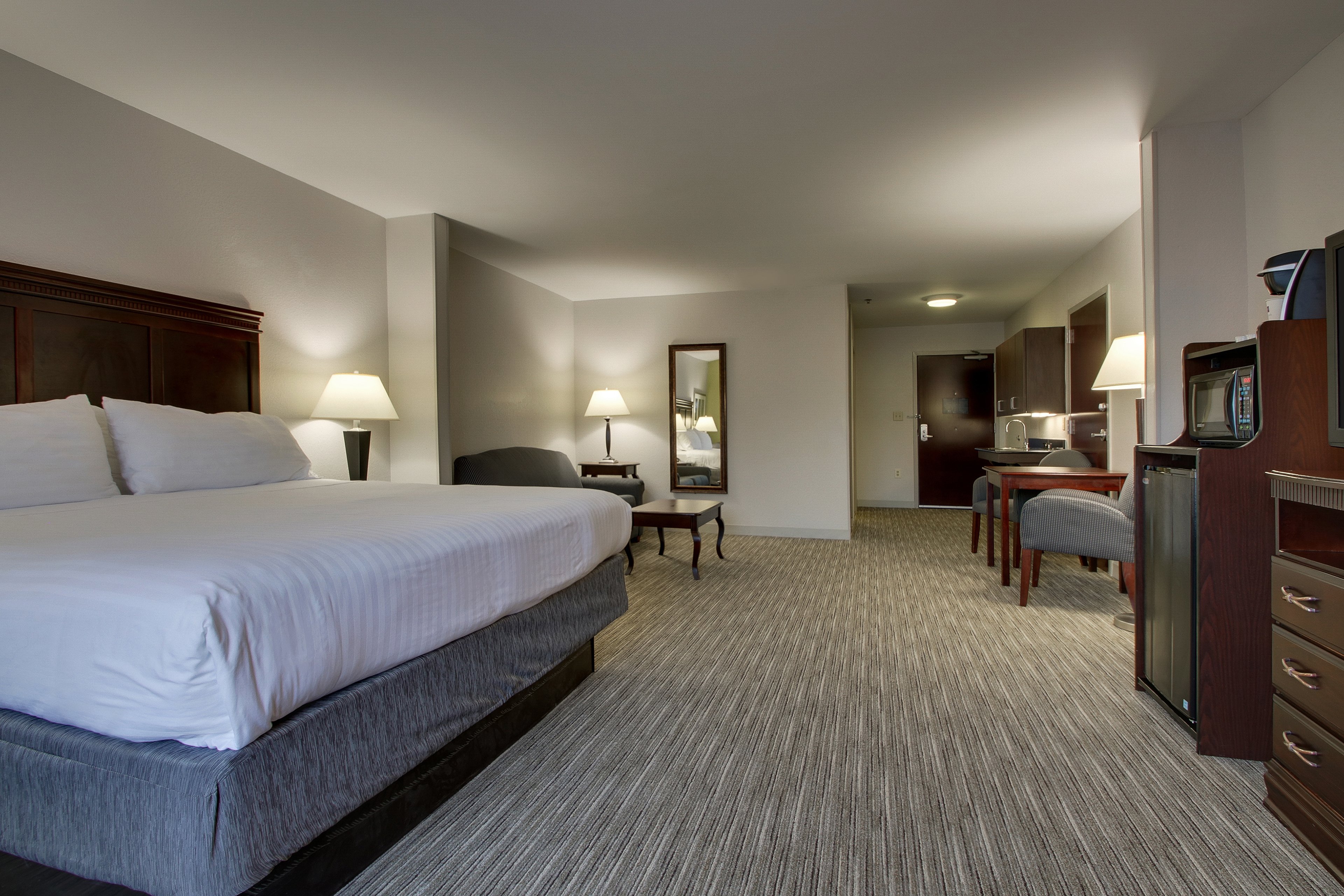 holiday inn express hotel and suites middleboro raynham by ihg