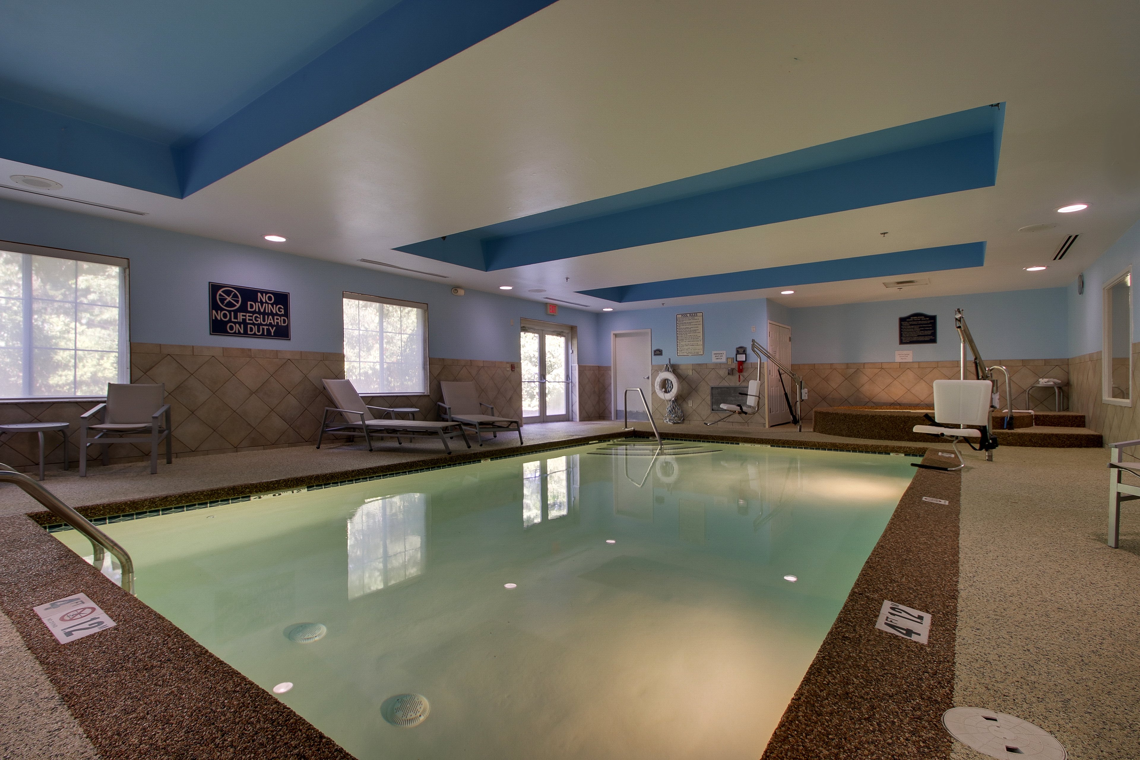 holiday inn express hotel and suites middleboro raynham by ihg