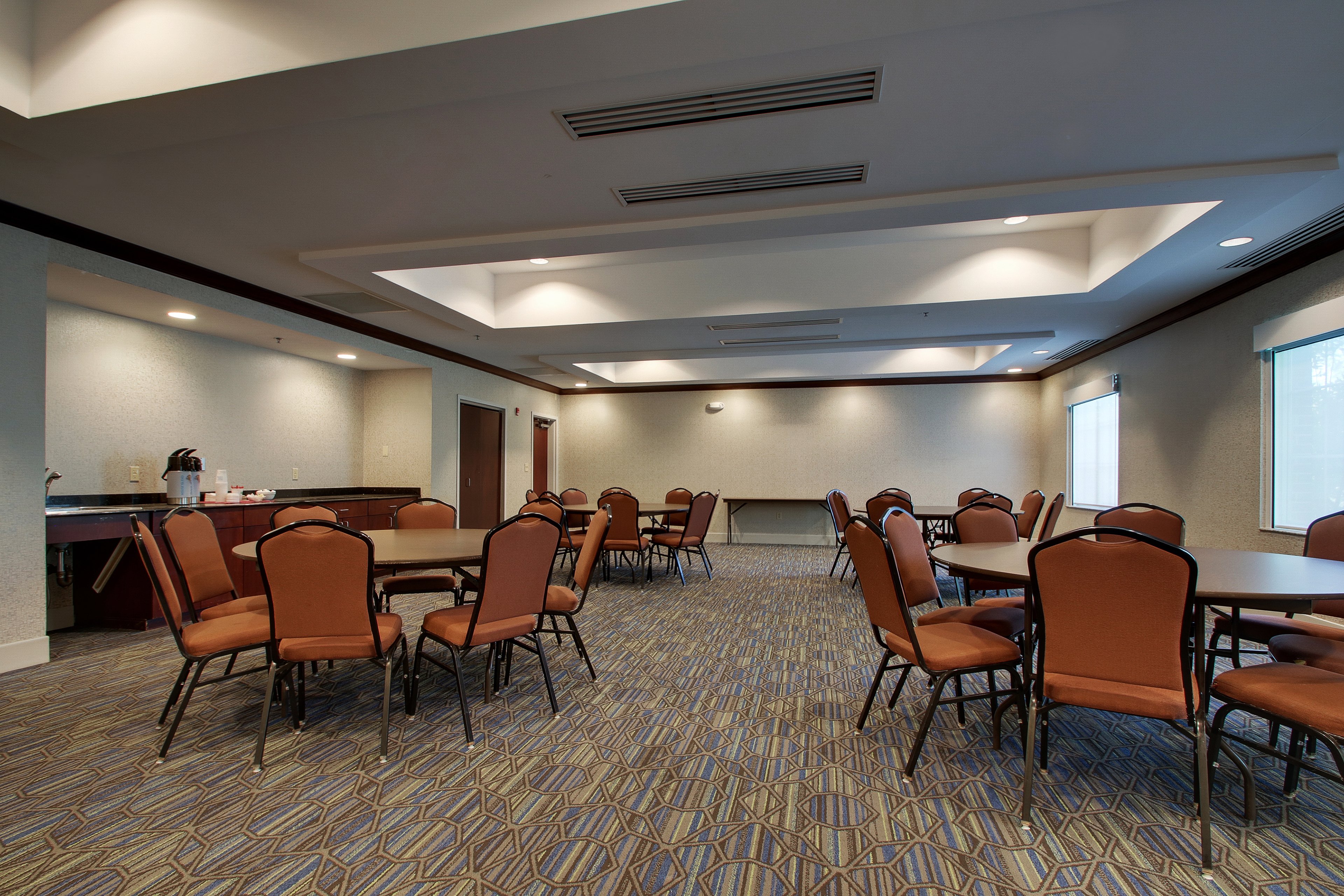 holiday inn express hotel and suites middleboro raynham by ihg