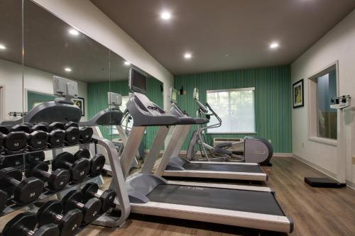 holiday inn express hotel and suites middleboro raynham by ihg