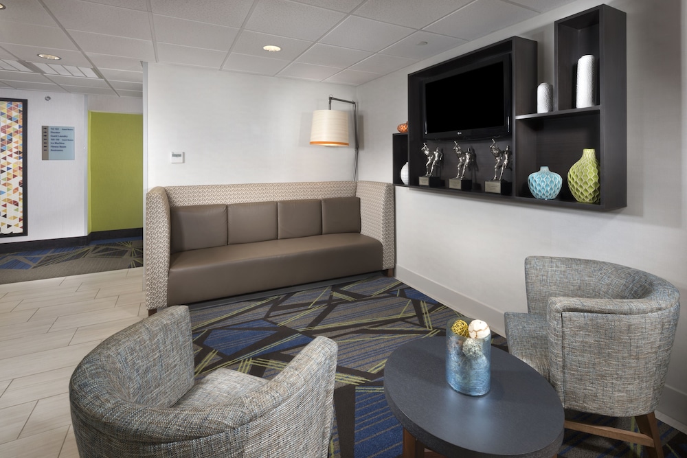 holiday inn express middlesboro by ihg