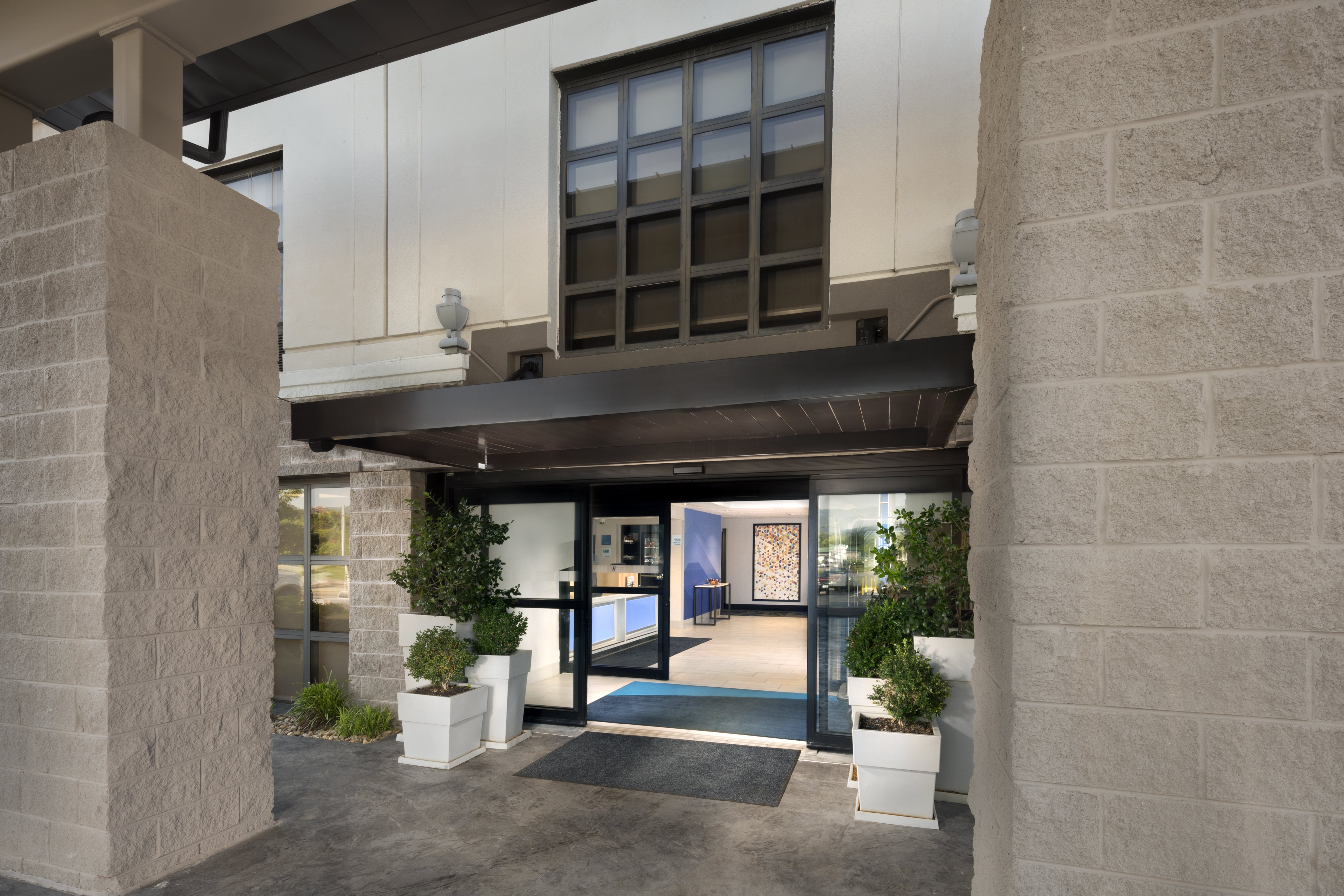 holiday inn express middlesboro by ihg
