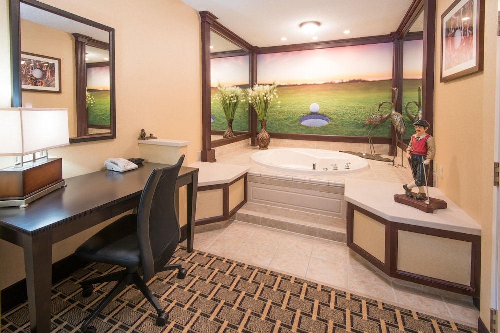 holiday inn express and suites sharon hermitage by ihg
