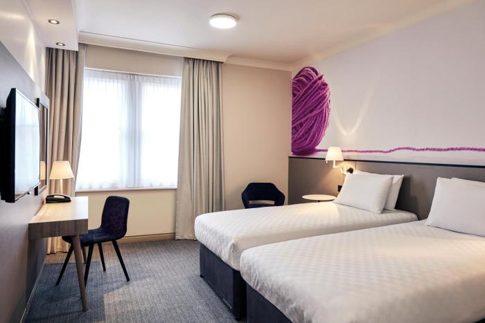 exeter rougemont hotel by sunday