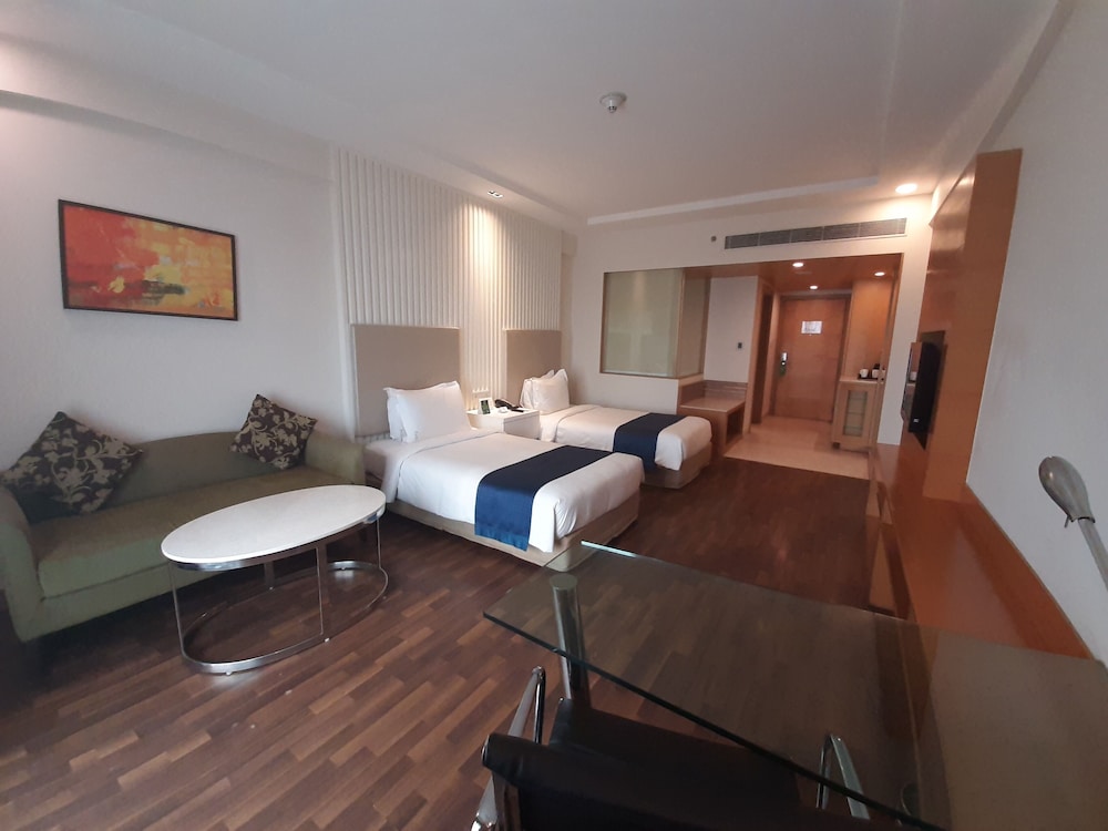 holiday inn amritsar ranjit avenue by ihg