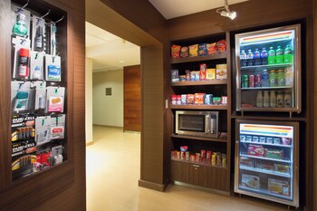 fairfield inn and suites by marriott boston milford