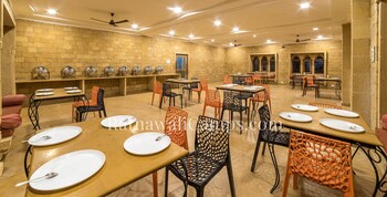 Ratnawali Camps,,2 star