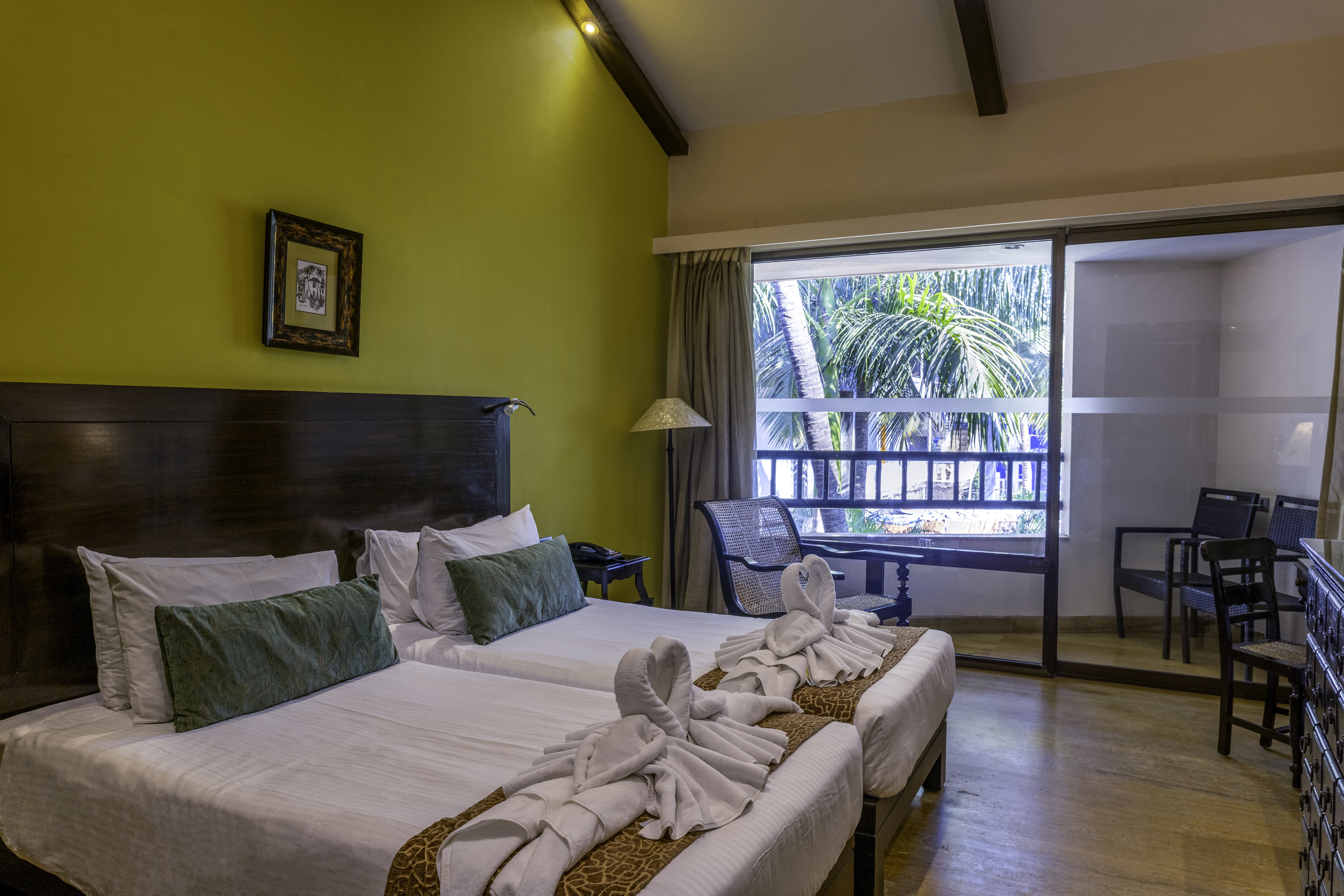 o hotel goa candolim beach