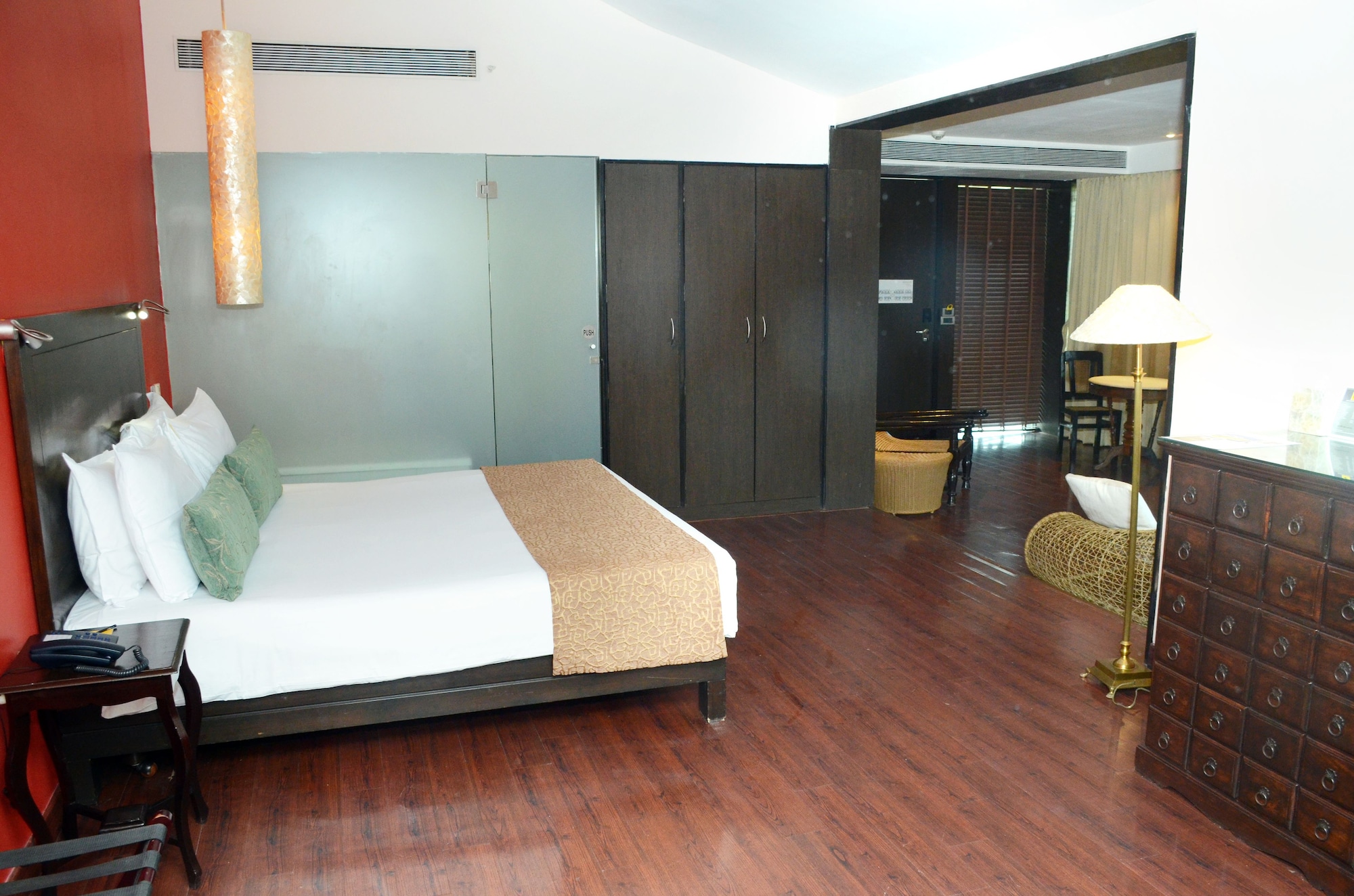 o hotel goa candolim beach