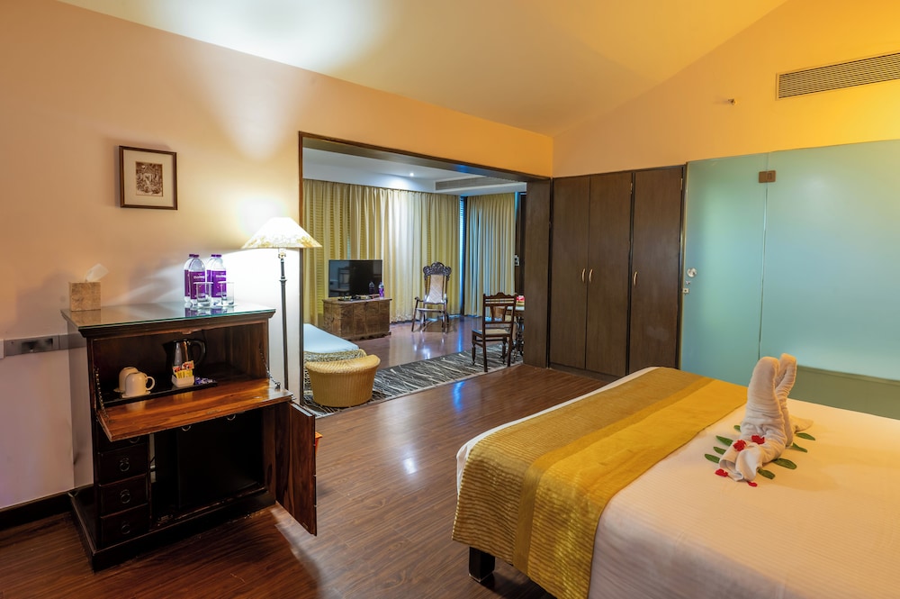 o hotel goa candolim beach