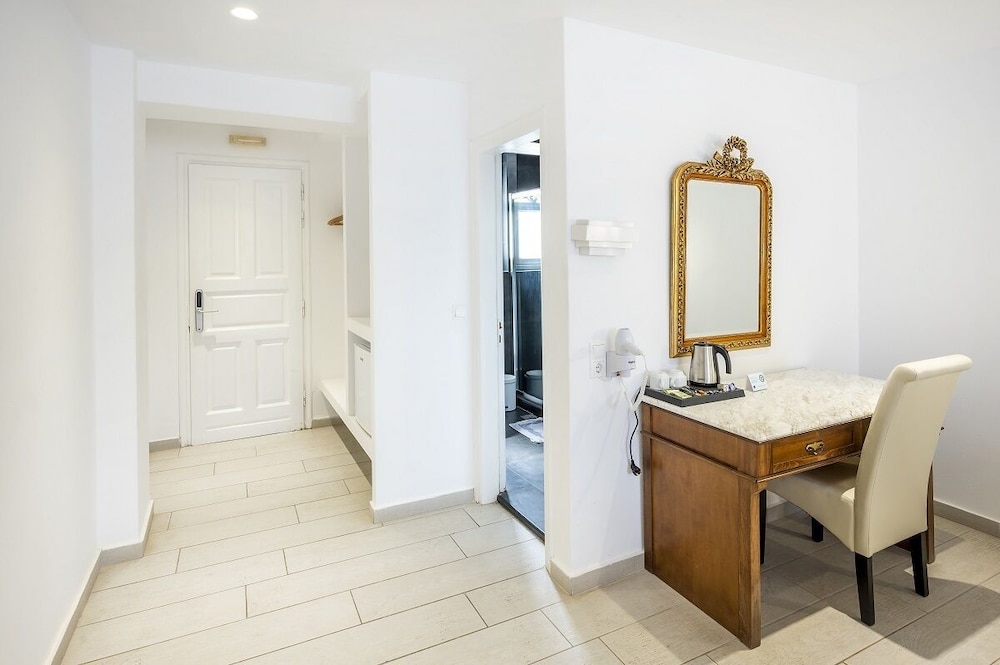 smy mediterranean white santorini adults only