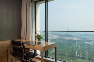 poly word trade centre apartment
