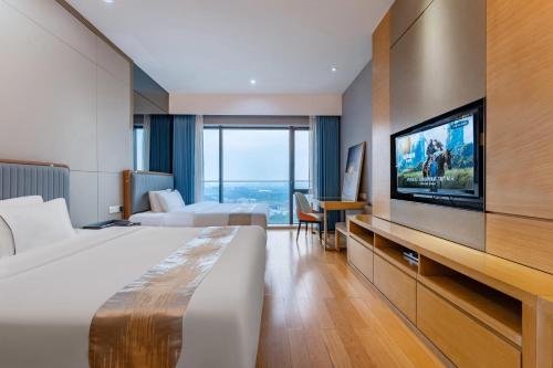 poly word trade centre apartment