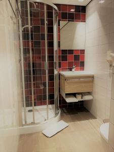 best western dam square inn