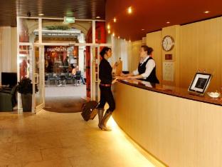best western dam square inn