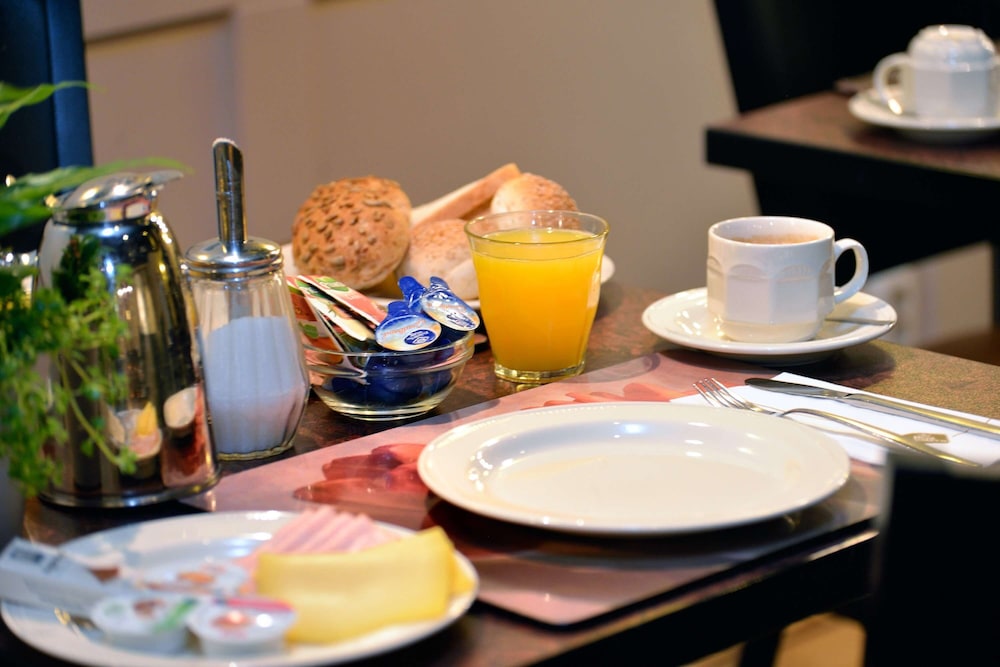best western dam square inn