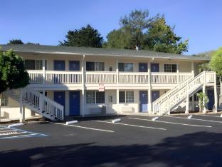 monterey surf inn