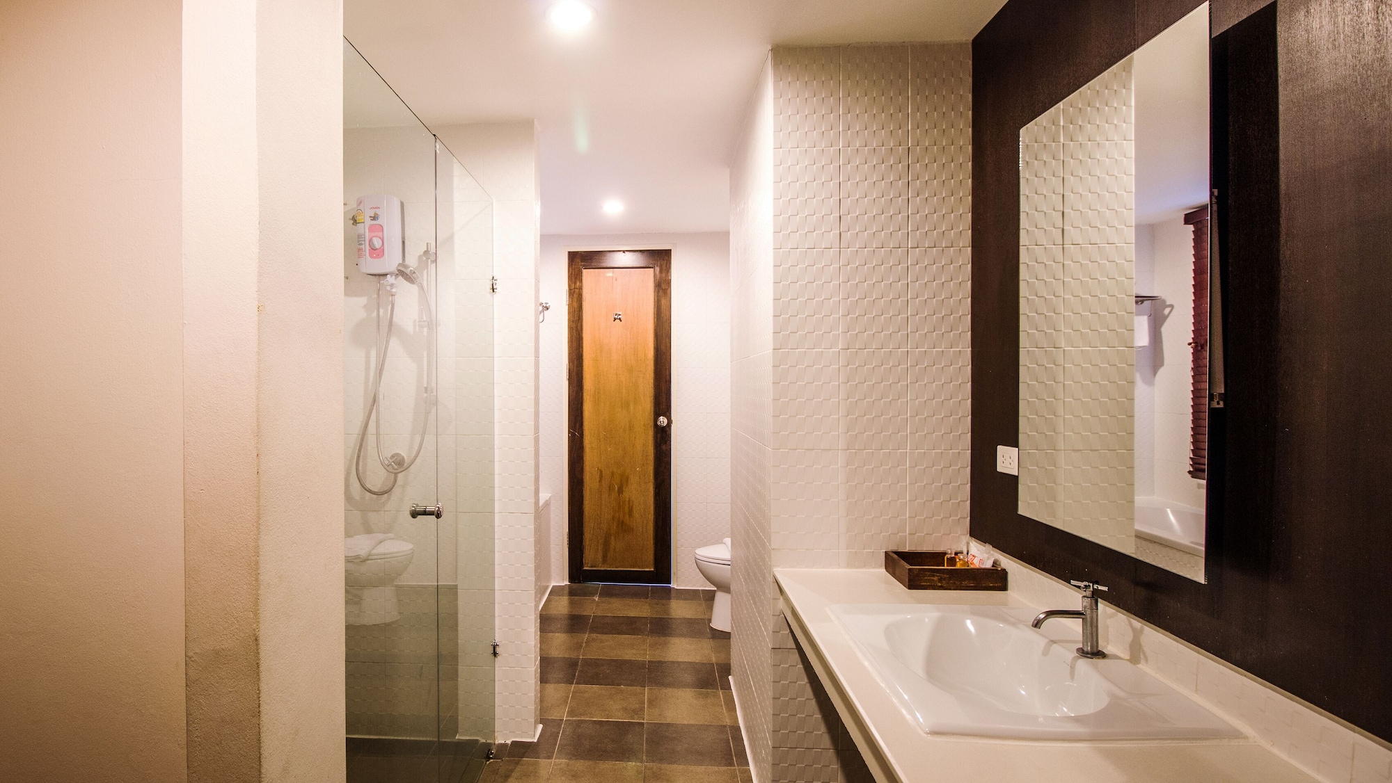 b2 premier hotel and resort