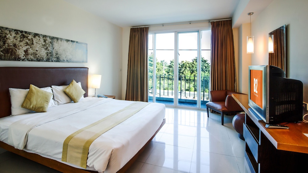 b2 premier hotel and resort