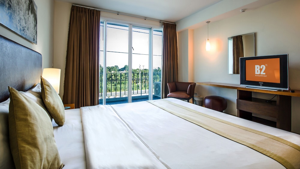 b2 premier hotel and resort