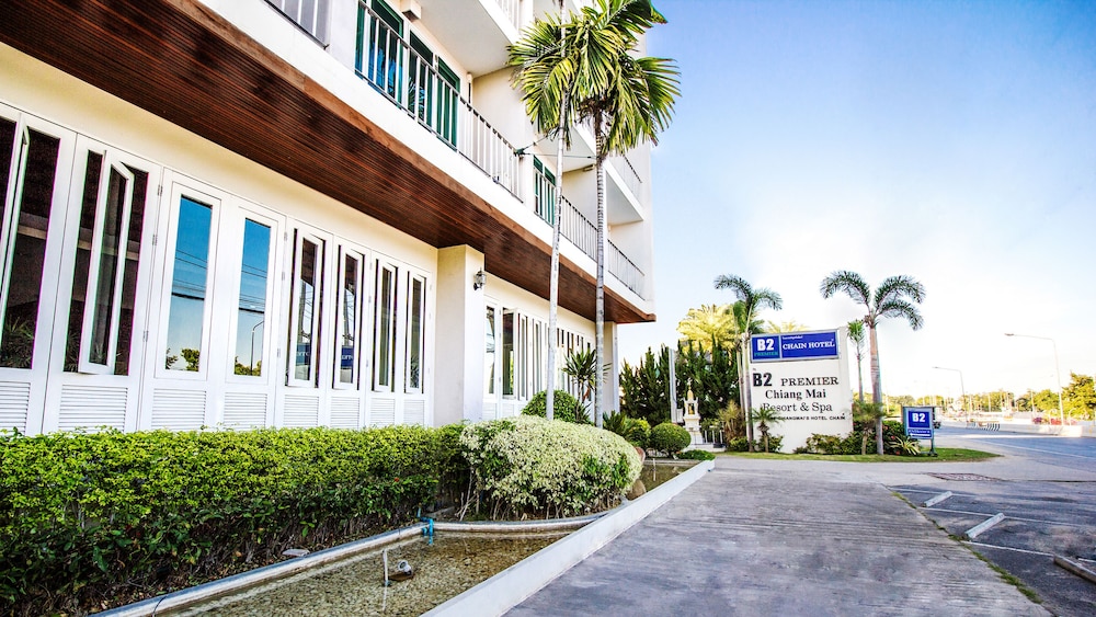 b2 premier hotel and resort