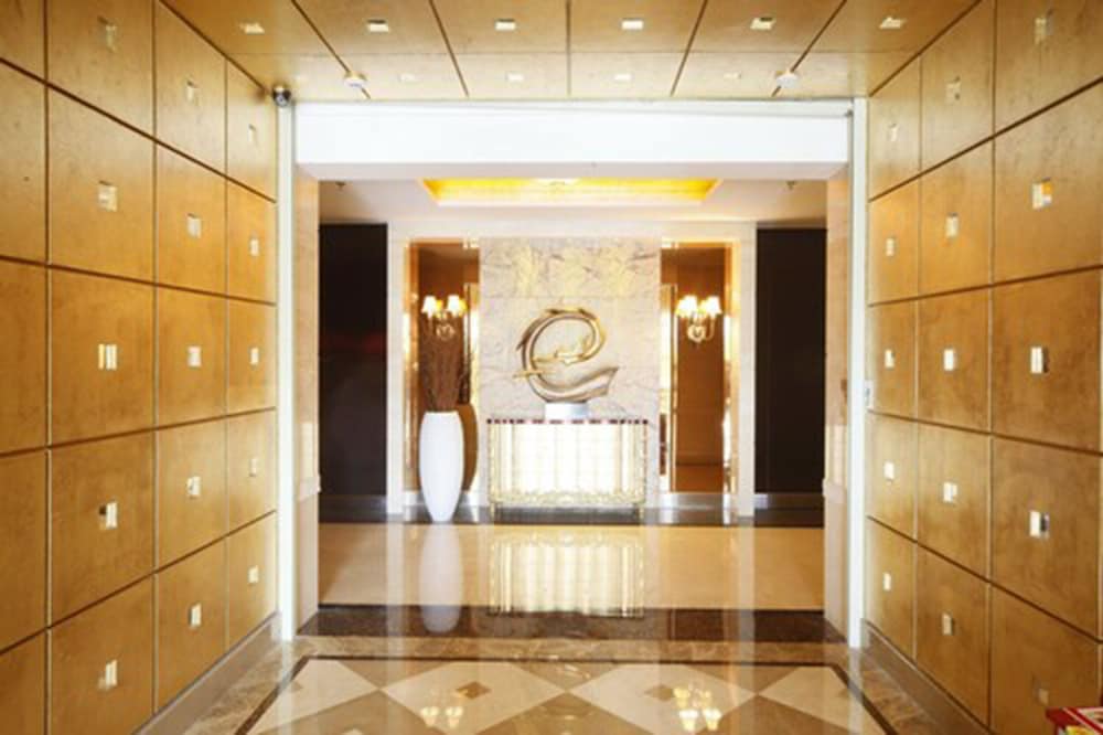royal prince hotel