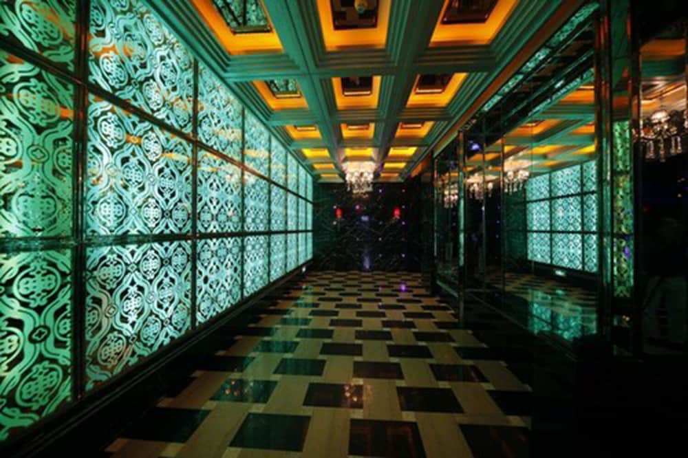 royal prince hotel