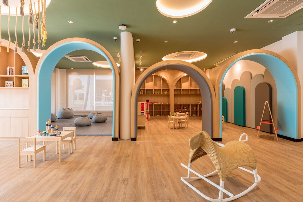 outrigger koh samui beach resort