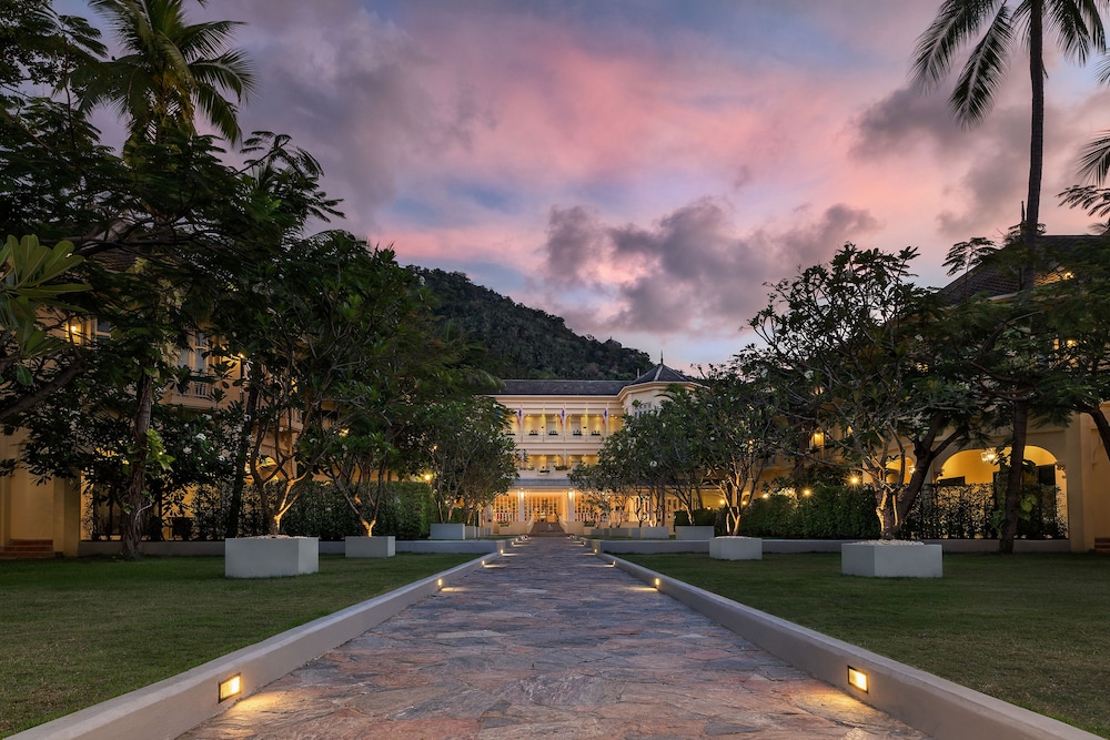 outrigger koh samui beach resort