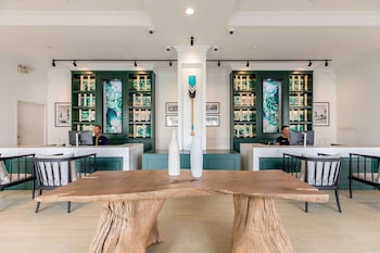 Outrigger Koh Samui Beach Resort,,5 star