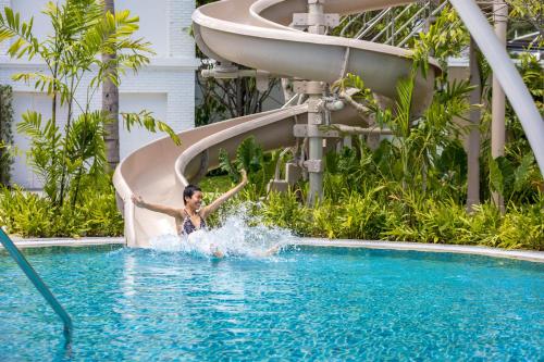 outrigger koh samui beach resort