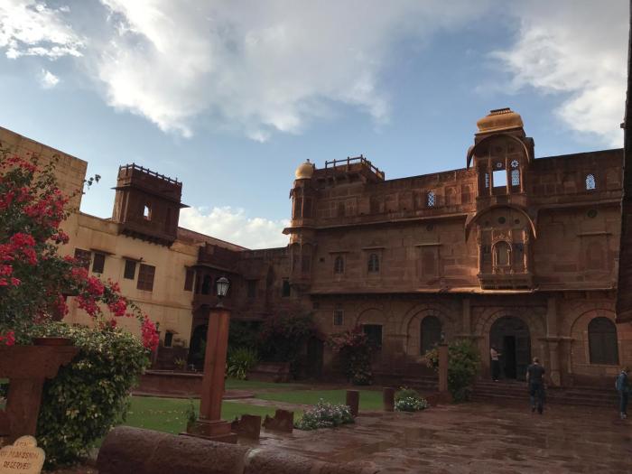 the fort pokaran a heritage hotel