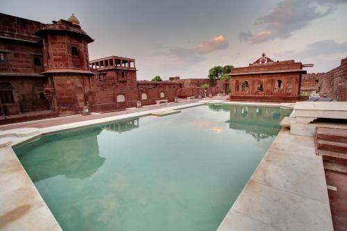 the fort pokaran a heritage hotel