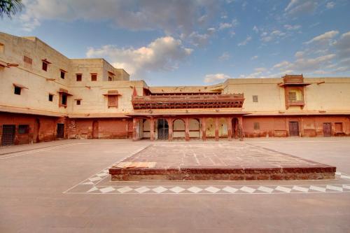 the fort pokaran a heritage hotel